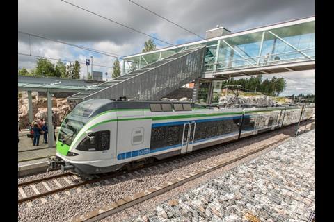 tn_fi-helsinki_ring_rail_line_Leinela.jpg